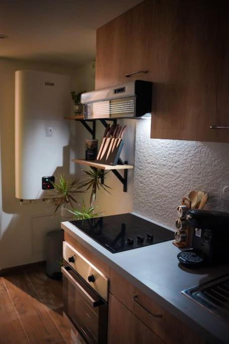 Nuit De La Sagesse "Jacuzzi Terrasse Et Parking Prive" Apartment Rouen Ngoại thất bức ảnh